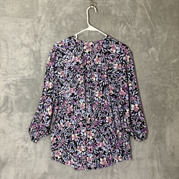 NWT Cocomo Woman Top 1X Roll Tab Sleeves Purple Floral Popover Wrinkle Free Plus - Picture 4 of 10